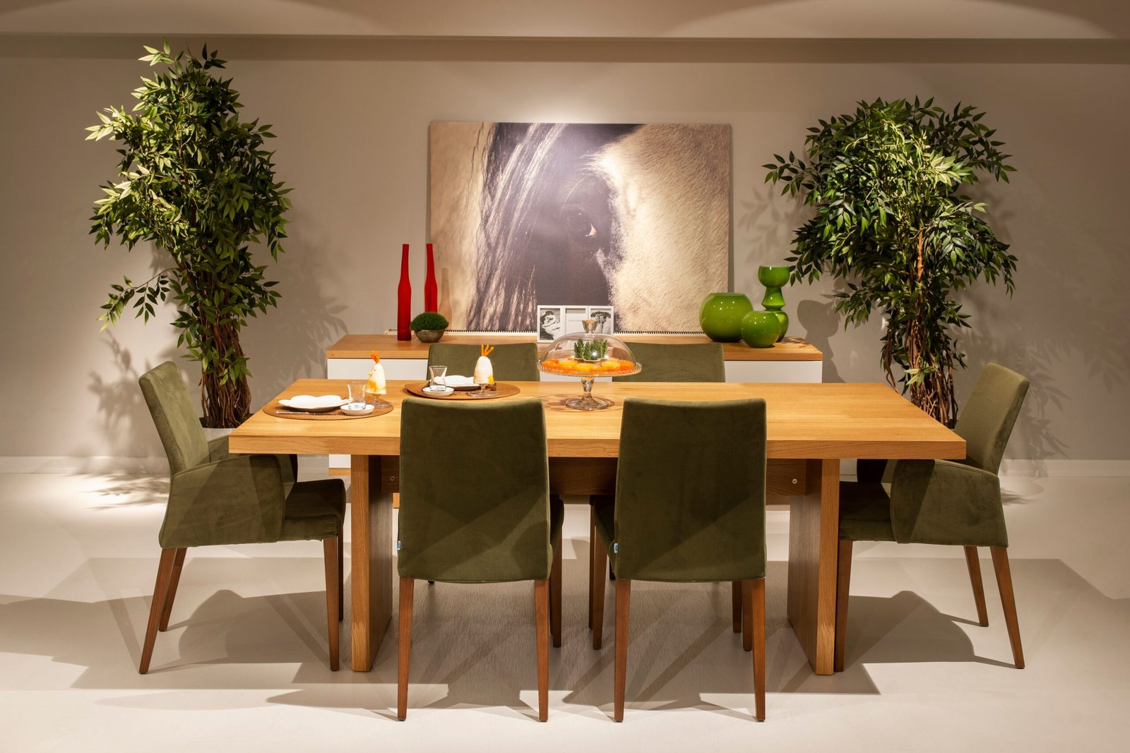 Modern living room furniture in Abu Dhabi
